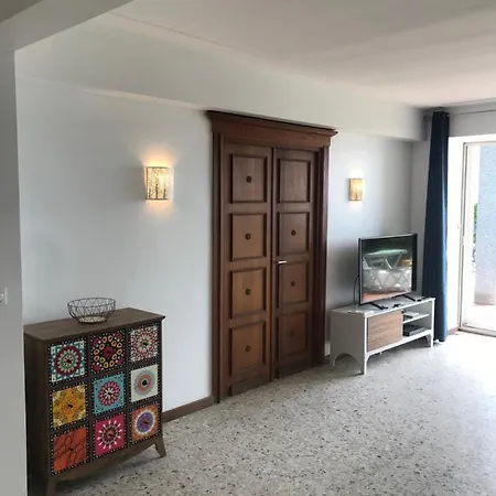 Apartman Exclusive Seafront Gem - Direct Beach Access - Terrace - Private Parking - 8 People - Juan-Les-Pins