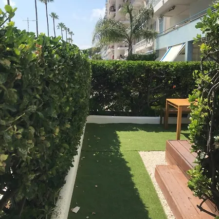 Apartman Exclusive Seafront Gem - Direct Beach Access - Terrace - Private Parking - 8 People - Juan-Les-Pins *