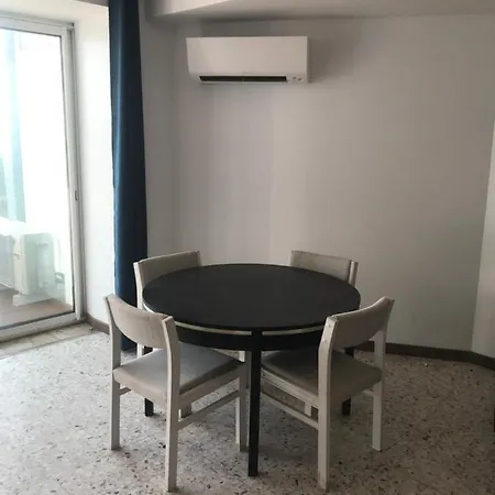 Apartman Exclusive Seafront Gem - Direct Beach Access - Terrace - Private Parking - 8 People - Juan-Les-Pins *
